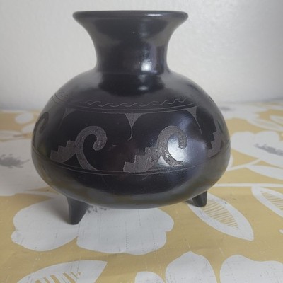 Vintage Mateos Art Carved Blackware Pottery Mexico Black Vase Signed Some Chips