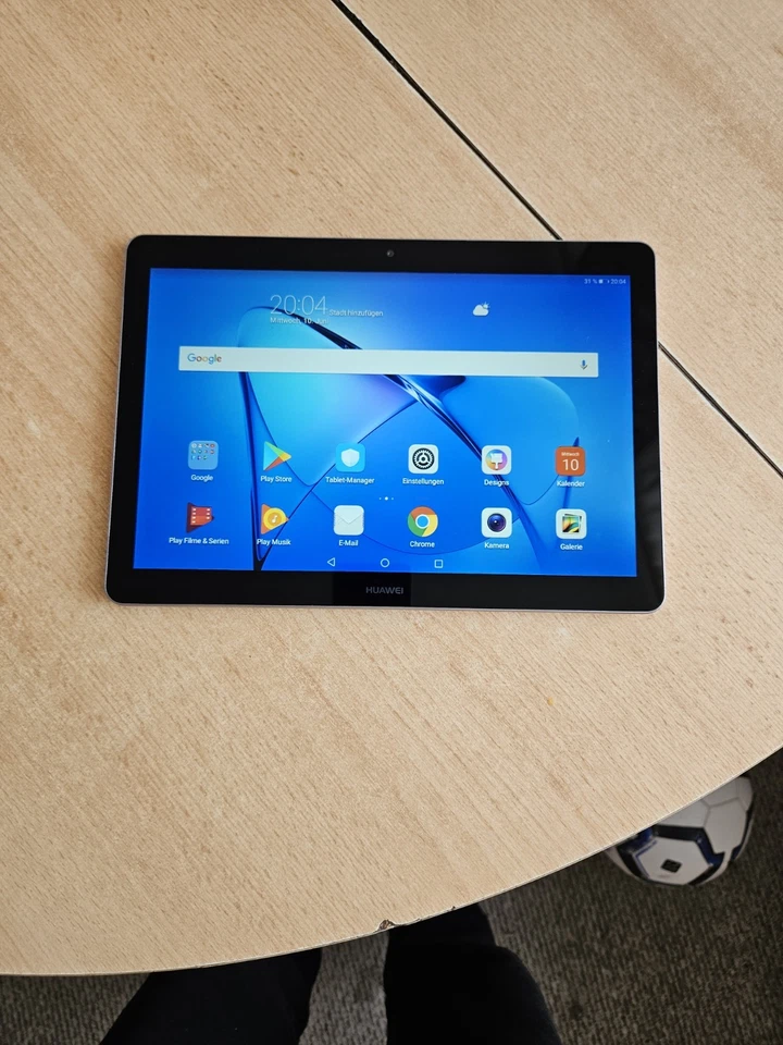 Es stehen sechs Tablets zum Verkauf, sowohl funktionierende als auch defekte. - Bild 3 von 4