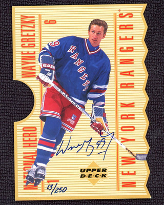 1996 UPPER DECK NATIONAL HERO #NH1 WAYNE GRETZKY AUTO JUMBO DIE-CUT CARD /250