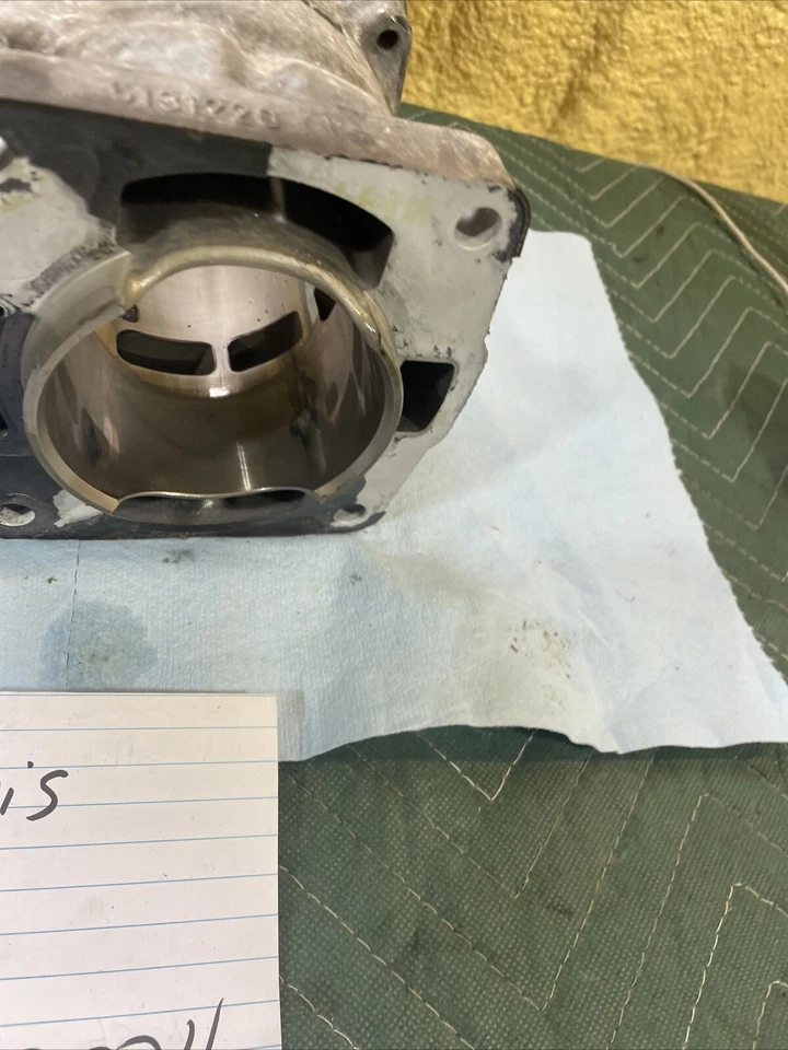 1998 Polaris RMK 700 气缸水壶桶 5131220 酷睿 266 — 第 4/4 张图片