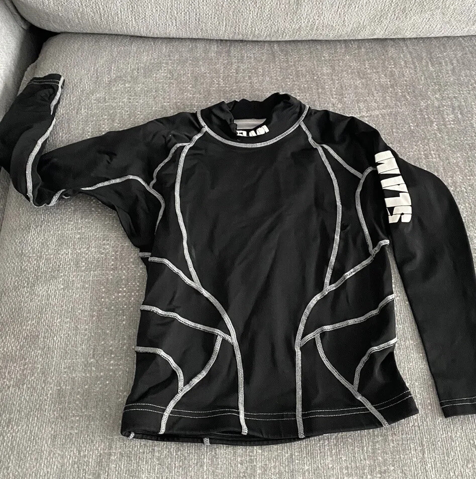 Picture 1 of 6