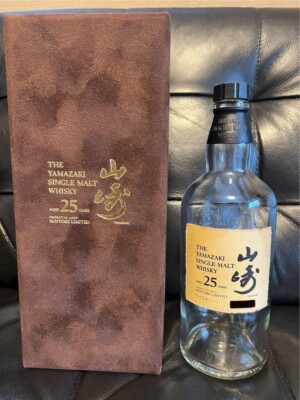 SUNTORY Single Malt Whisky Yamazaki 25years Empty Bottle w/Velour