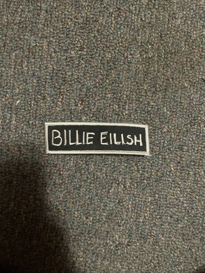 Billie Eilish Music Cd Vinyl Magazine Collection. Exclusive Flexi Disc RARE - Image 3 of 4