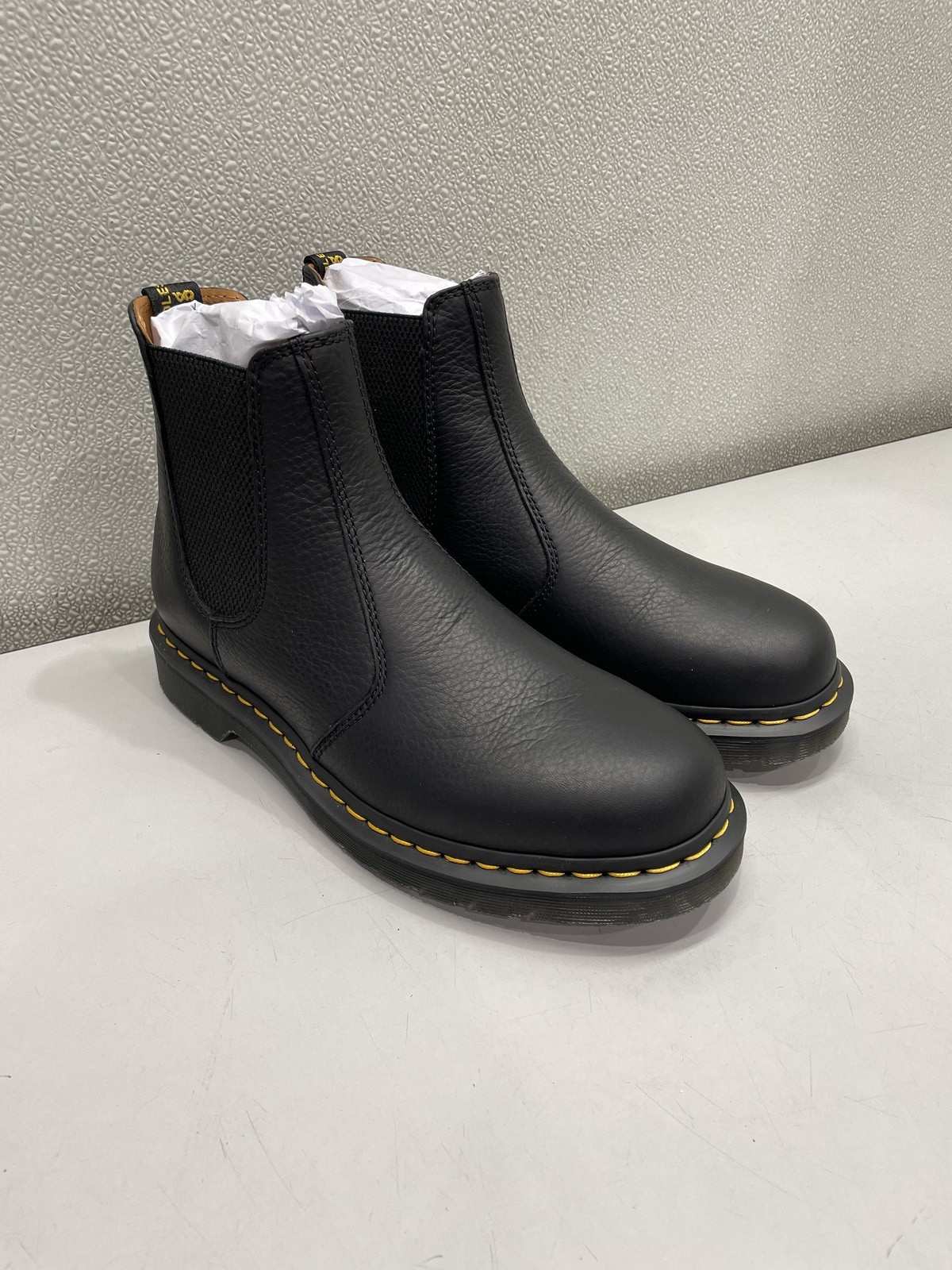 Dr. Martens 2976 Ambassador Leather Chelsea Boots Unisex M8, W9, Black