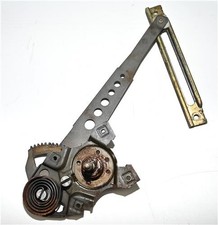 FENSTERHEBER MECHAN. RECHTS HINTEN - - Mercedes-Benz 200-300D (W123) A1237301846