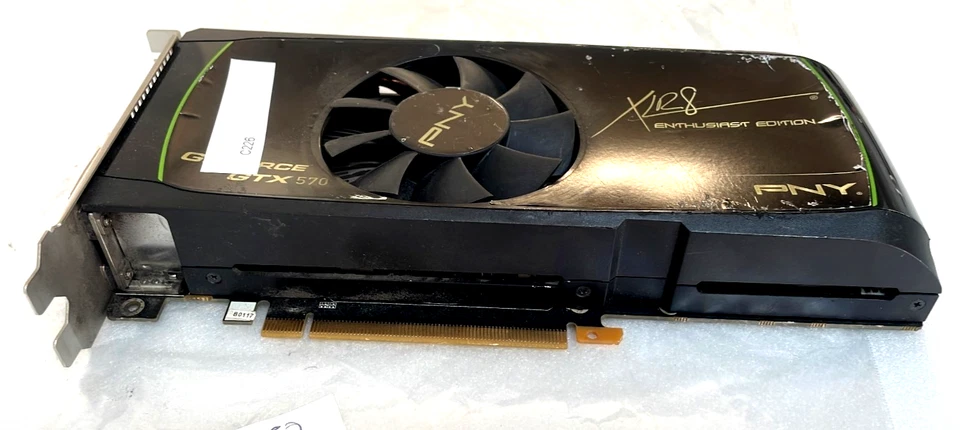 PNY Nvidia GeForce GTX 570 1280MB  X128 GDDR5  PCI-E Graphics Video Card - Image 2 of 4