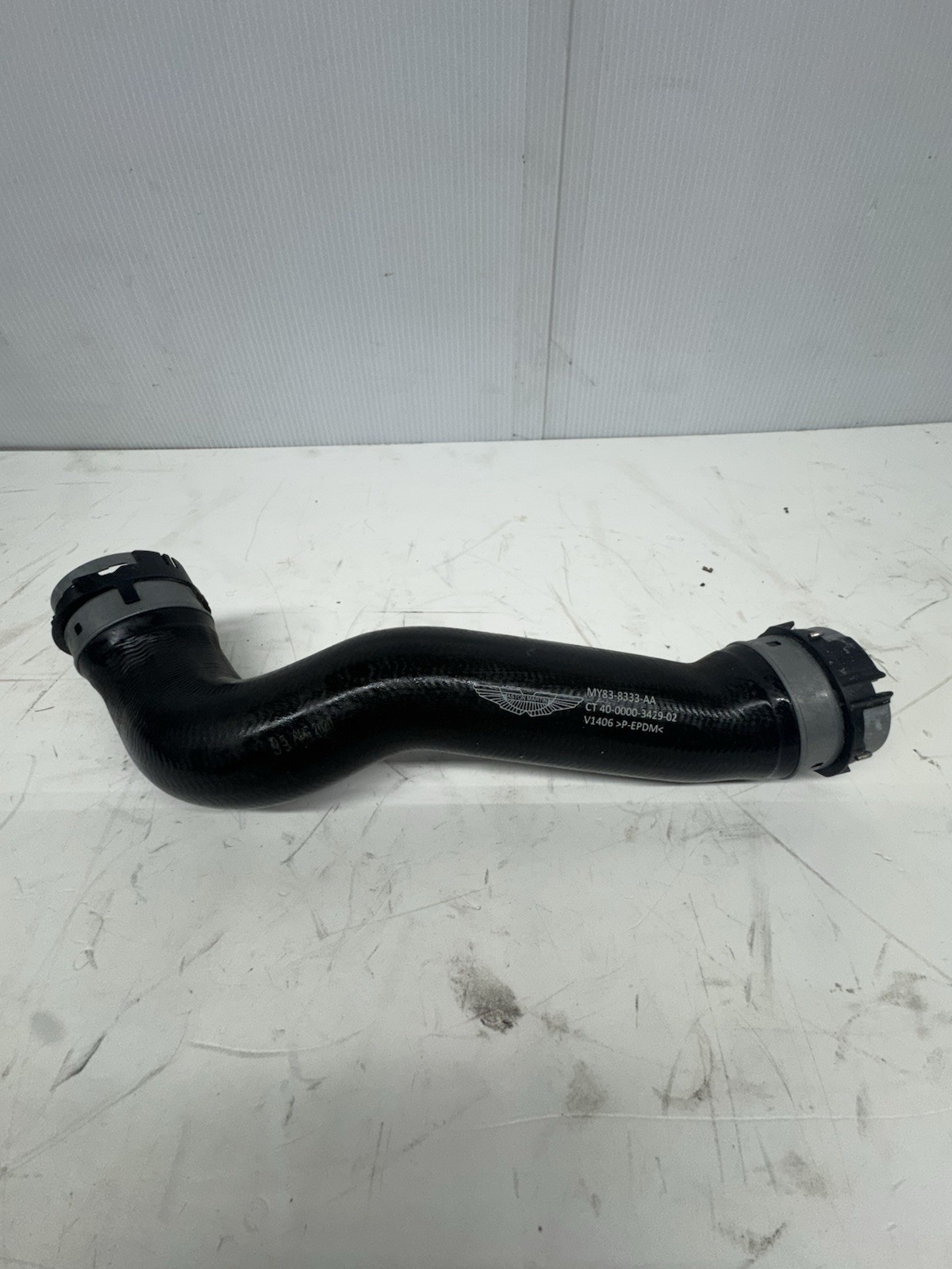 2019 2020 2021 2022 ASTON MARTIN DBX BUMPER HOSE TUBE OEM USED MY83-8333-AA