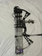 Right Handed Diamond Bowtech Infinite Edge Pro.