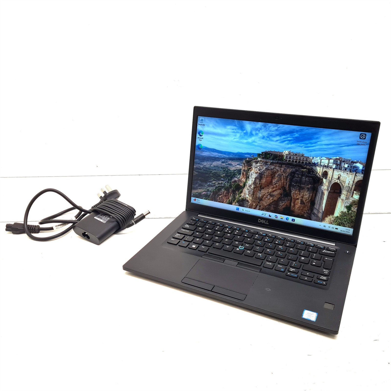 Dell Latitude 7490 14" Laptop i7-8650U 1.90GHz 8GB RAM 256GB NVMe Win 11 *Marks