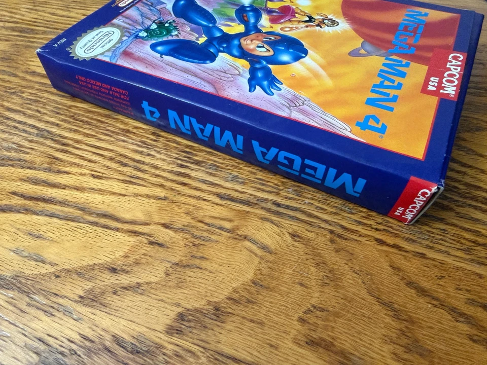 oval seal Mega Man 4 complete in box nintendo nes megaman iv game - Image 4 of 4