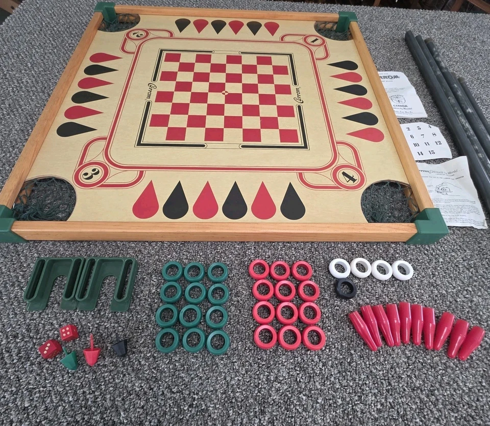 Vintage 1978 Merdel Game Mfg. Co. Carrom Gameboard  model # 108 RS  missing... - Image 4 of 4