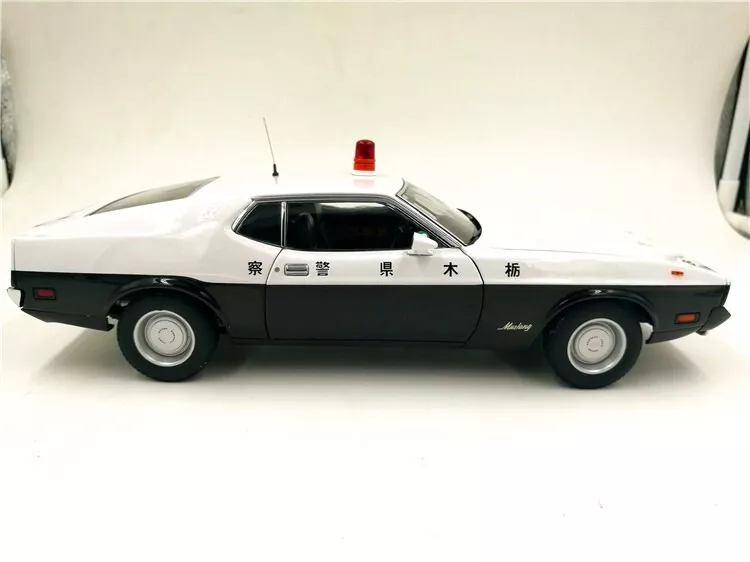 AUTOart 1/18 FORD MUSTANG MACH I JAPANESE POLICE CAR models AUTOart 1/18 FORD MUSTANG MACH I JAPANESE POLICE CAR models