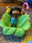 Vintage 1984 CABBAGE PATCH plastic toy figure with tub - 2” -
