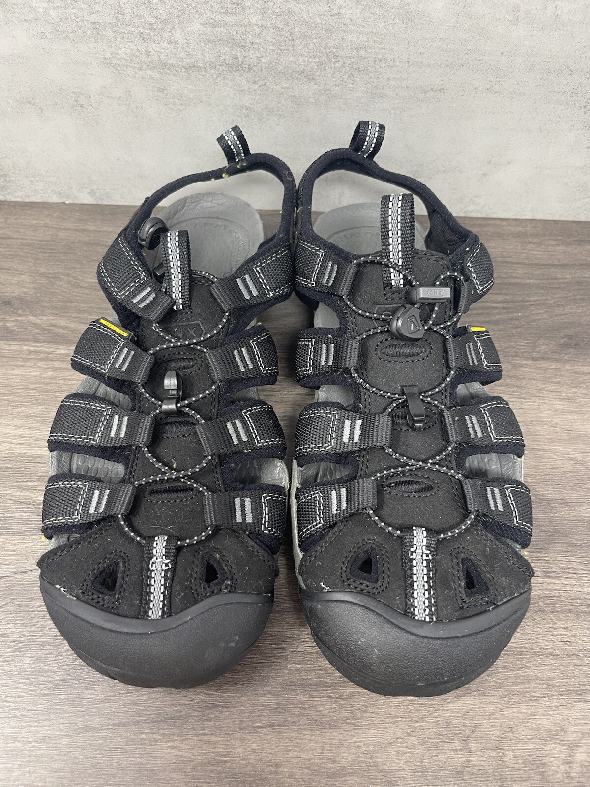 KEEN Sandali Uomo 9 Clearwater CNX Nero Outdoor Passeggio