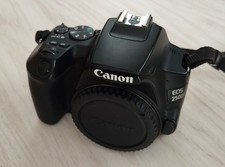Canon EOS 250D Body, gebraucht 4400 Auslösun...