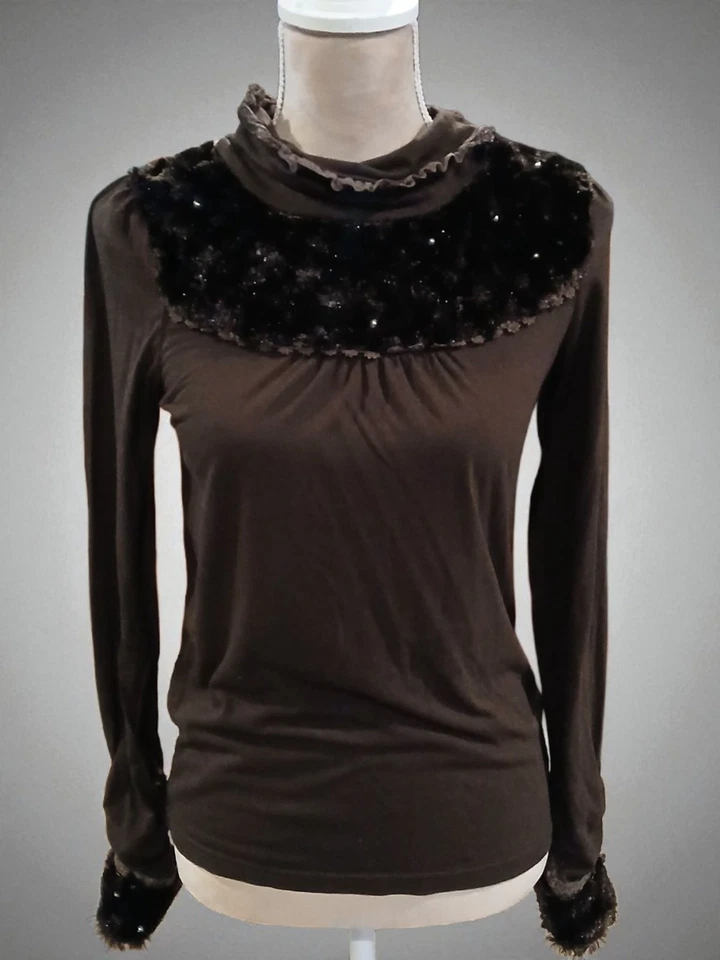 Camisa mediana Axes Femme marrón imitación piel cuello encaje mujer caprichosa