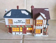 Department 56 Dickens Village Series The Old Curiosity Shop Light Up House FLAW
