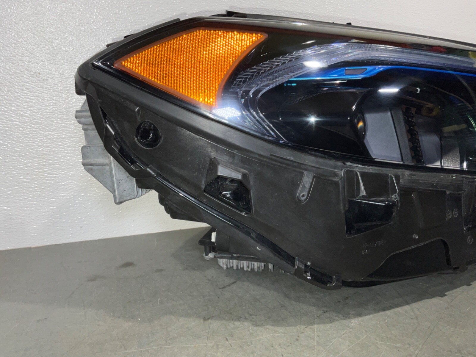✓ 2023 MERCEDES EQB RH RIGHT PASSENGER SIDE LED HEADLIGHT  