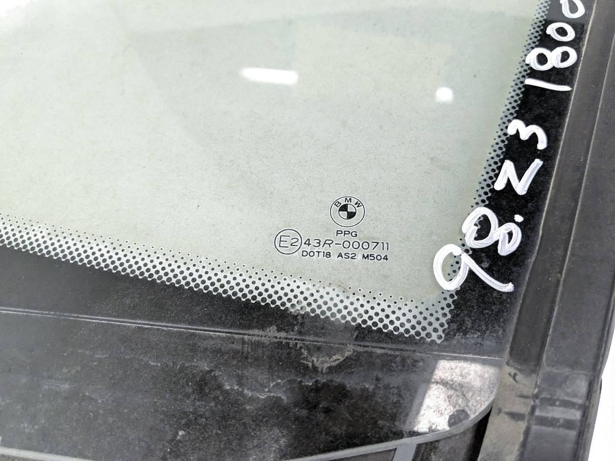 1996-2002 Bmw Z3 Roadster Driver Side Pillar Vent Door Glass