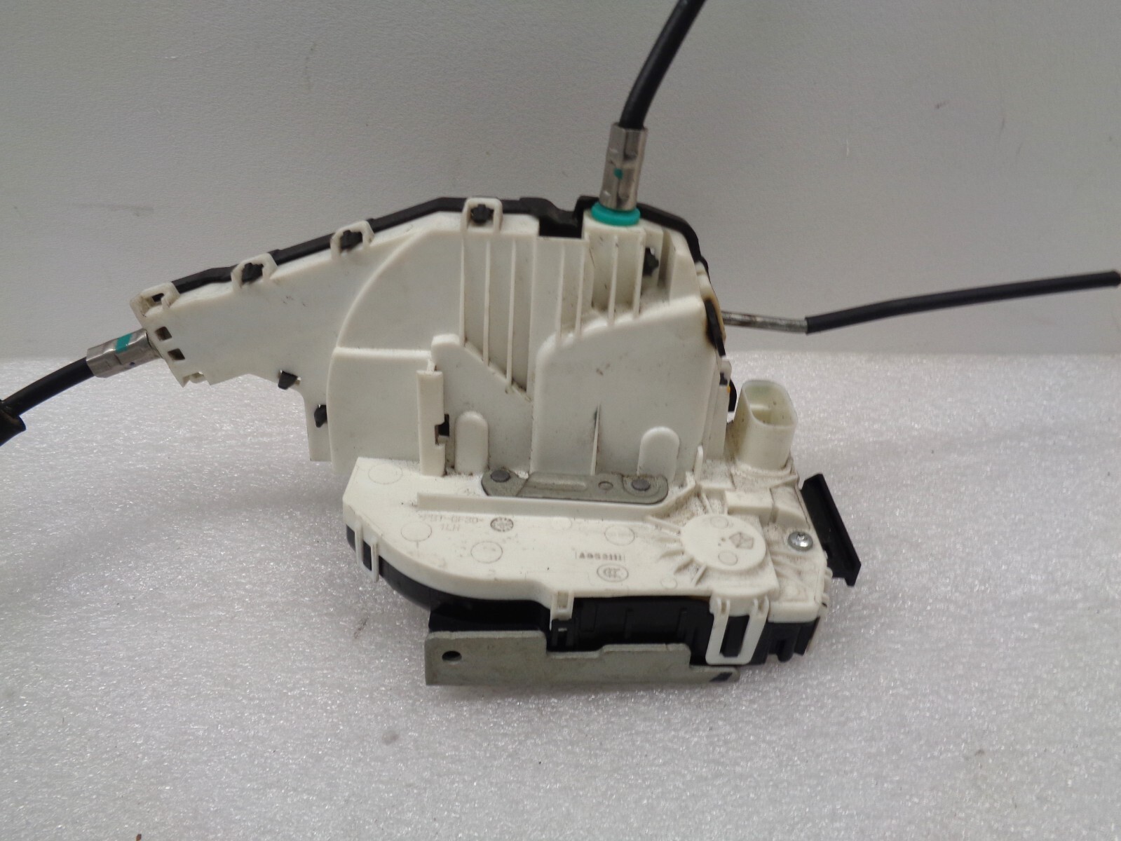 14-17 Maserati Ghibli SRear Right Side Door Lock Latch Actuator OEM AK2308249