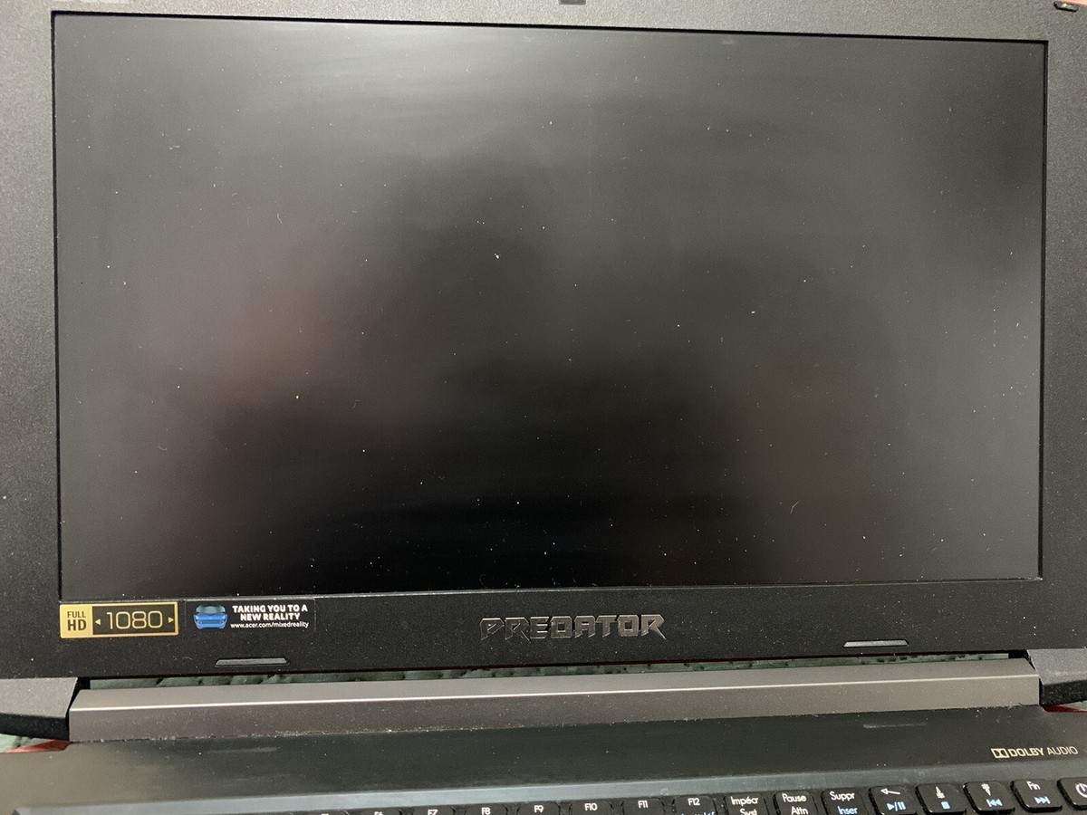 Acer Predator Helios 300 (2018) – Pour Pièces, écran 15,6", I7 8e Gen, GTX 1060