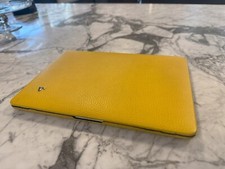 MacBook Pro 2019 13 inch touch bar - Intel i5 2.4 Ghz 16GB RAM - 512GB SSD