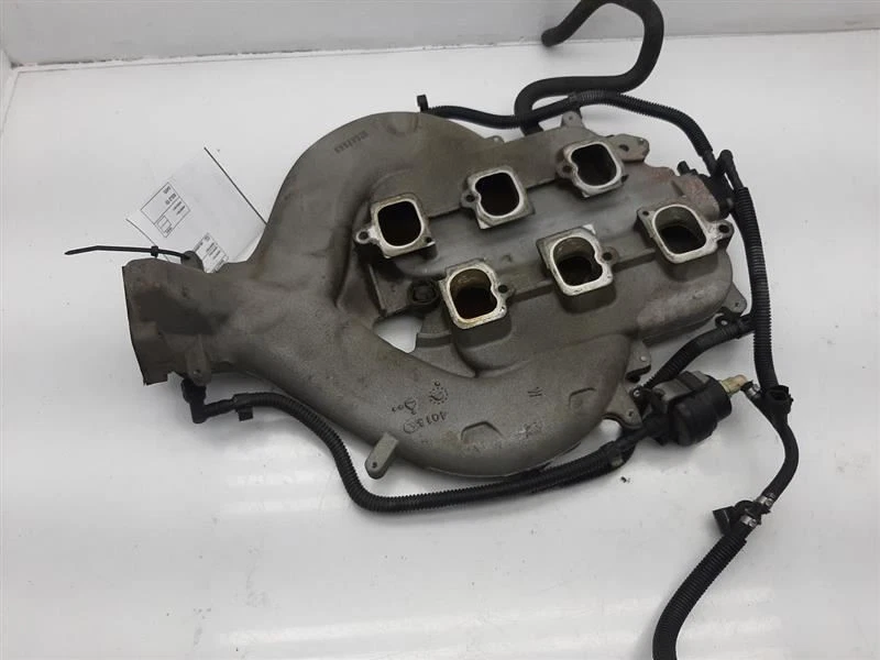 Впускной коллектор 3,6 л VIN 7 8-значный вариант LY7 верхний 04-09 CADILLAC CTS 12597853 - Изображение 2 из 4