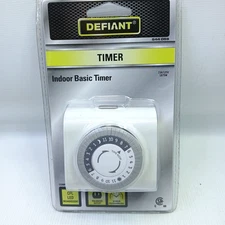 Indoor Basic Timer Defiant 544068 designed for interior use with a 24-hour timer