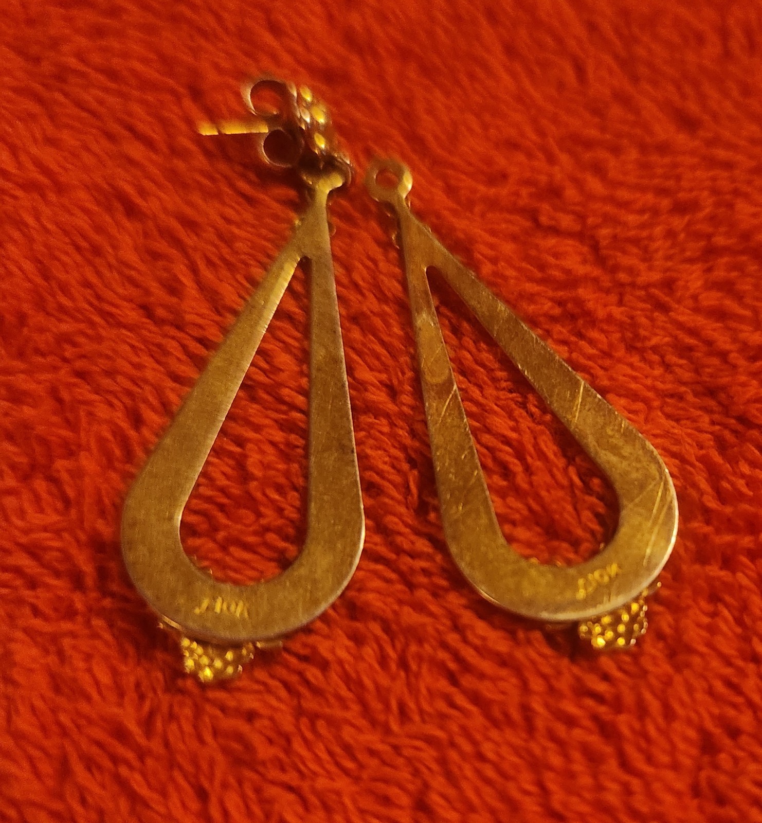 10k Solid Yellow Gold Dangle Earring **DAMAGED-On… - image 2