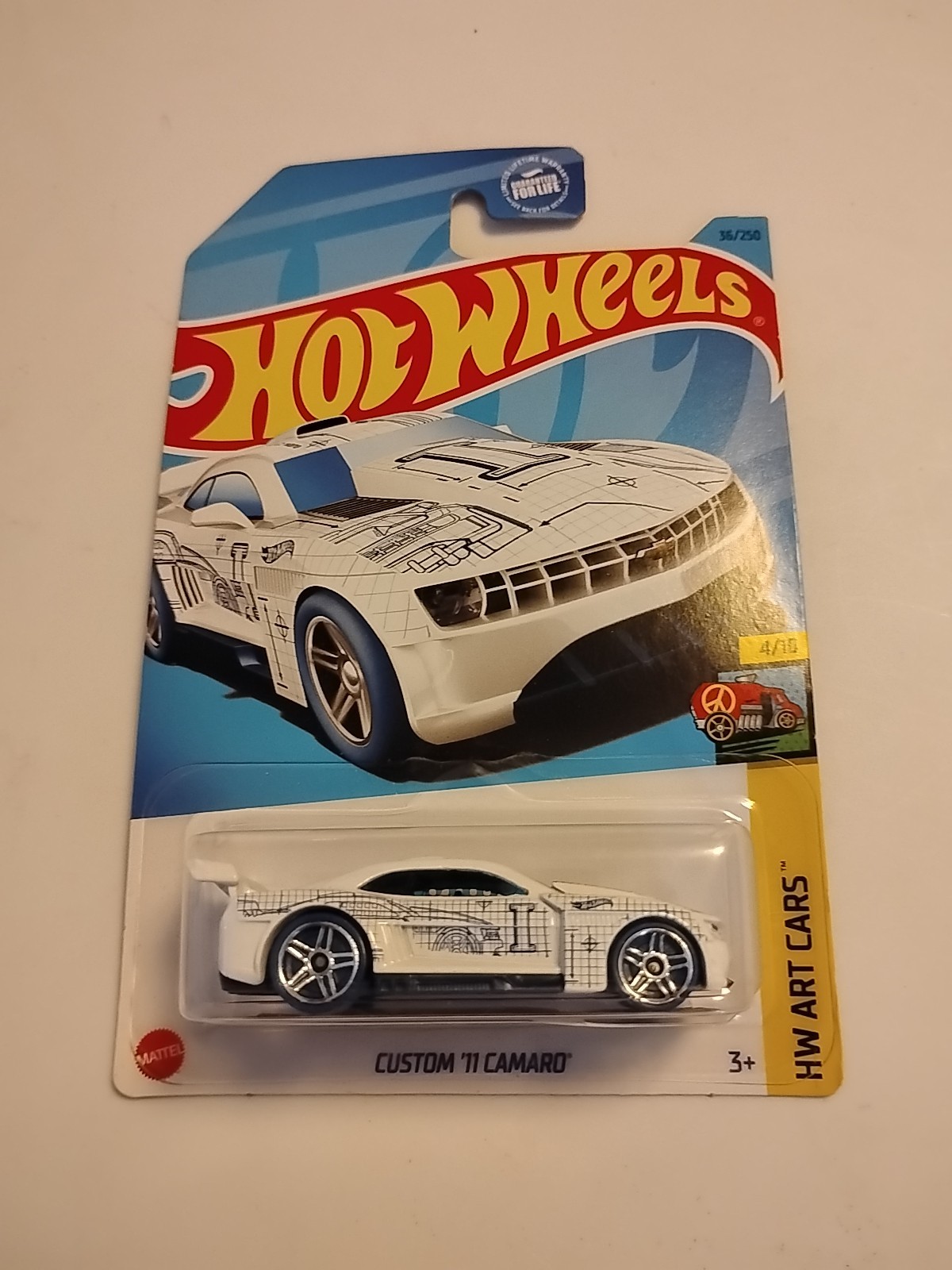 Hot Wheels 2011 Custom 11 Camaro