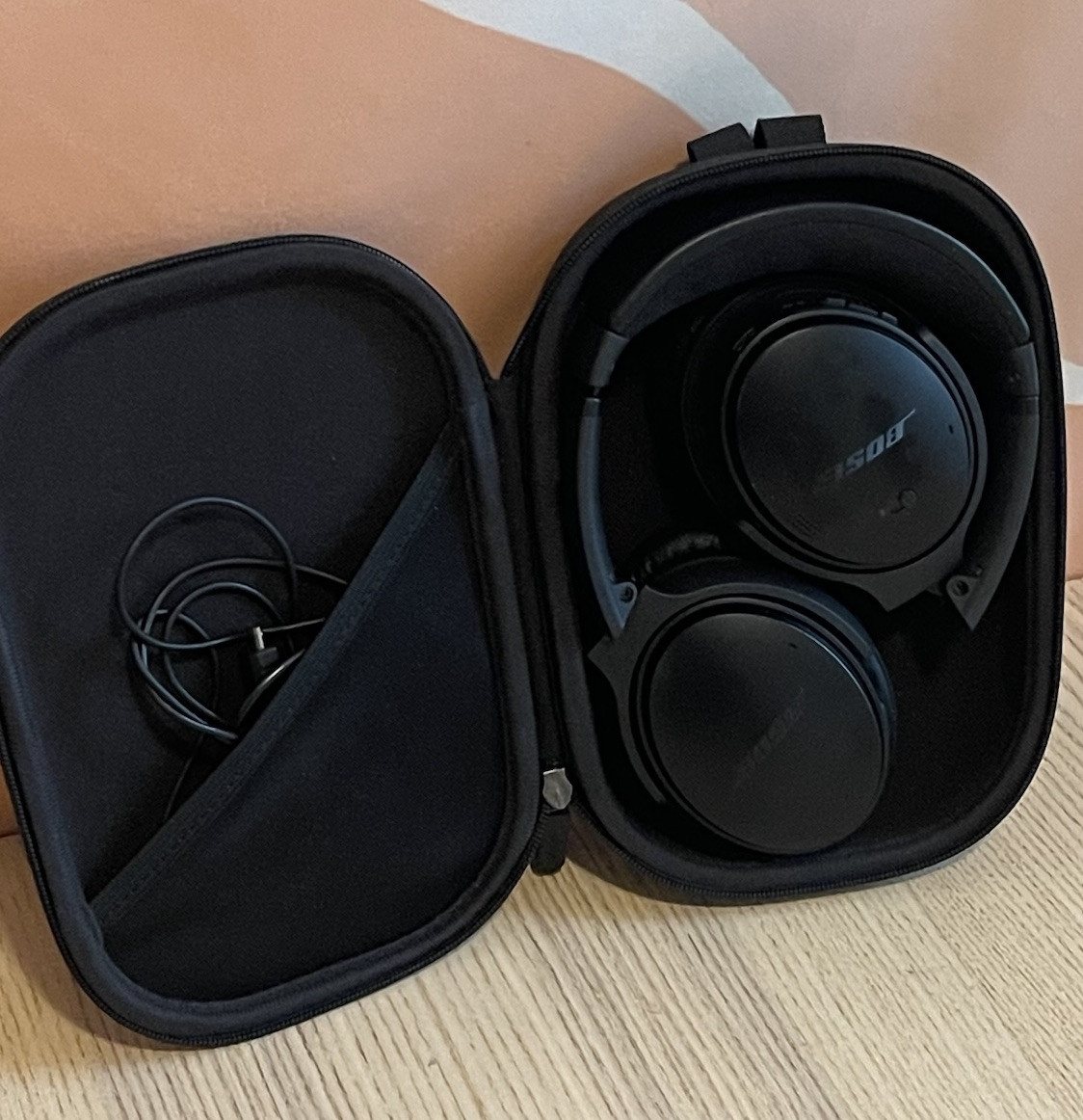 Bose QuietComfort 35 II Over the Ear Headphone - Black-image