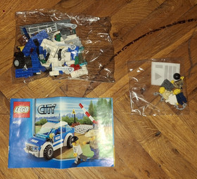 LEGO City 4436 Patrol Car - COMPLETE SET