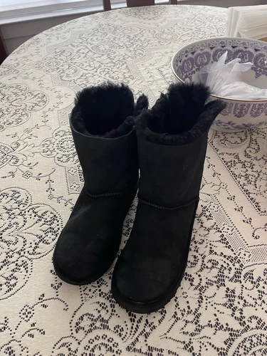 Scarpe Ugg Australia donna 3280Y stivali classici Bailey fiocco taglia 5