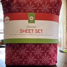 D cor Queen Flannel Sheet Set 100 Cotton Red/White Snowflake, Brushed