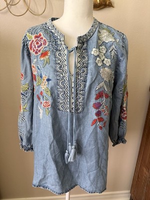 Tru Luxe Jeans Tencel Embroidered Tunic Top Medium Boho Floral Peasant Blue