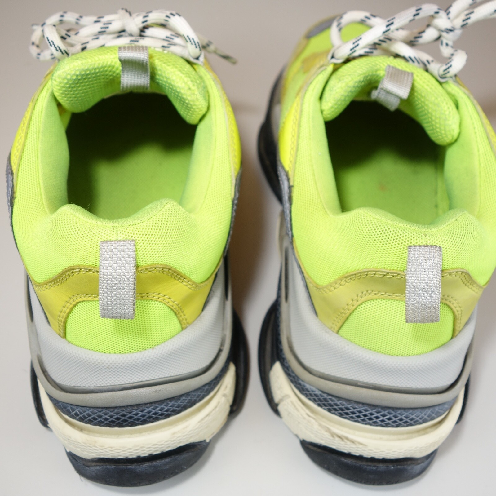 balenciaga triple s jaune noir