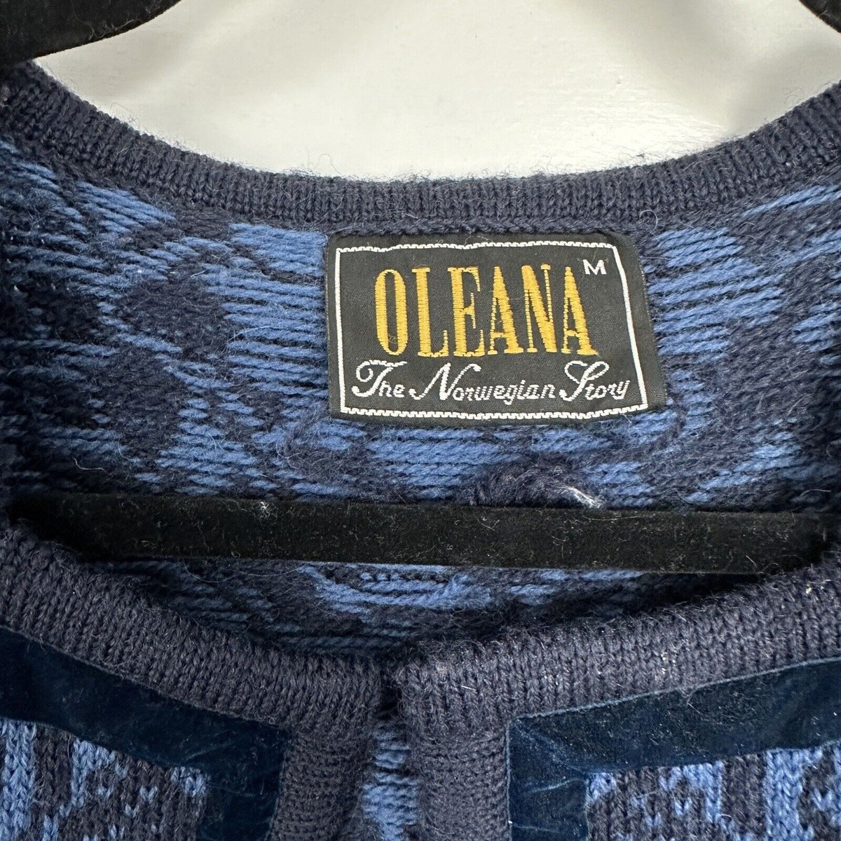 OLEANA Medium Navy Floral Velvet Trim Cropped Cardigan Sweater