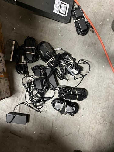 LOT 10 Genuine Lenovo 65w USB-C ADLX65YCC3A Power Charger Adapter w/ Power Cable - Picture 4 of 6