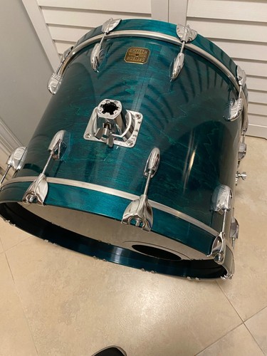 GRETSCH Bass Drum 17" X 22" Vintage - Caribbean Blue - MINT!! .. PRICE DROP!! - Picture 7 of 16