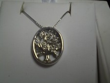 Sterling Silver 925 Ladies Box Link Necklace w/Diamond Pendant   3.9 grams