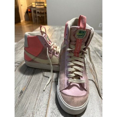 Nike Blazer Mid 77 GS Pink Coral Cream High Top Sneakers DQ0380-600 Size 6.5Y