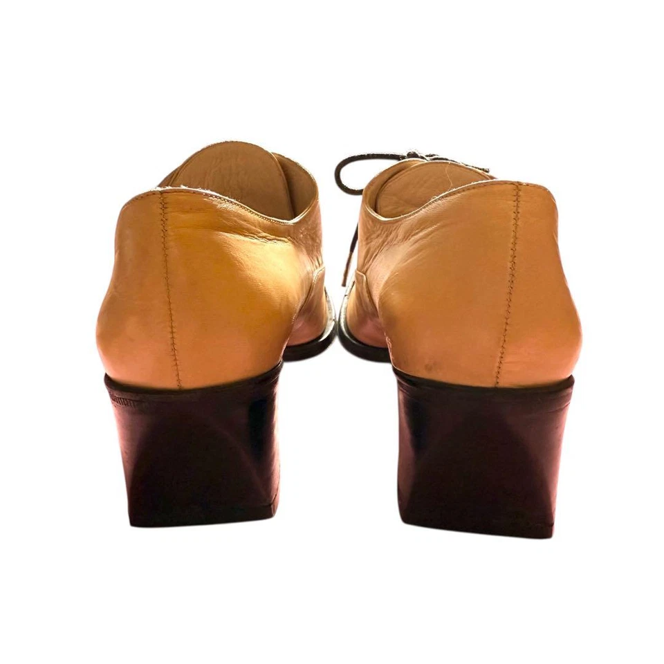Chaussures CHANEL Oxford vintage beige noir à lacets cuir marque coco femme... - Photo 3/4