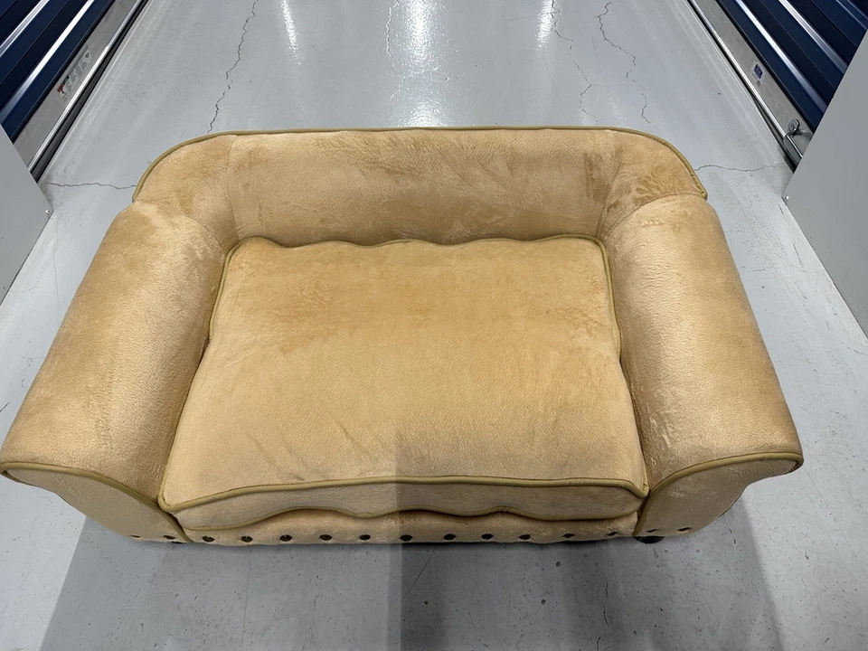 NEW Enchanted Home Pet Elegant Rectangle Elevated Dog Sofa Bed Small Medium Dog - Image 2 of 4