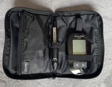 Oryginalny monitor poziomu cukru we krwi Accu-Chek z oryginalnym urządzeniem lancującym nowy