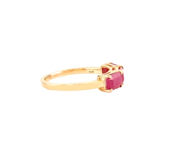 1.44 Karat Natürlich Oktagon Schliff Rubin Jubiläum Band Ring IN 10k Gelbgold - Bild 4 von 4