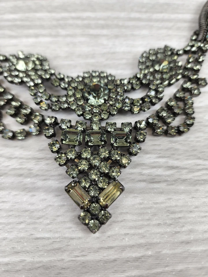Impresionante collar distintivo DANNIJO Gunmetal/verde Swarovksi Crystal Foto 4 de 4