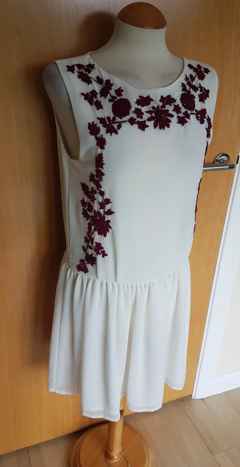 OFF WHITE abito donna ZARA taglia S 8 10 vita bassa bianco rosso ricamo