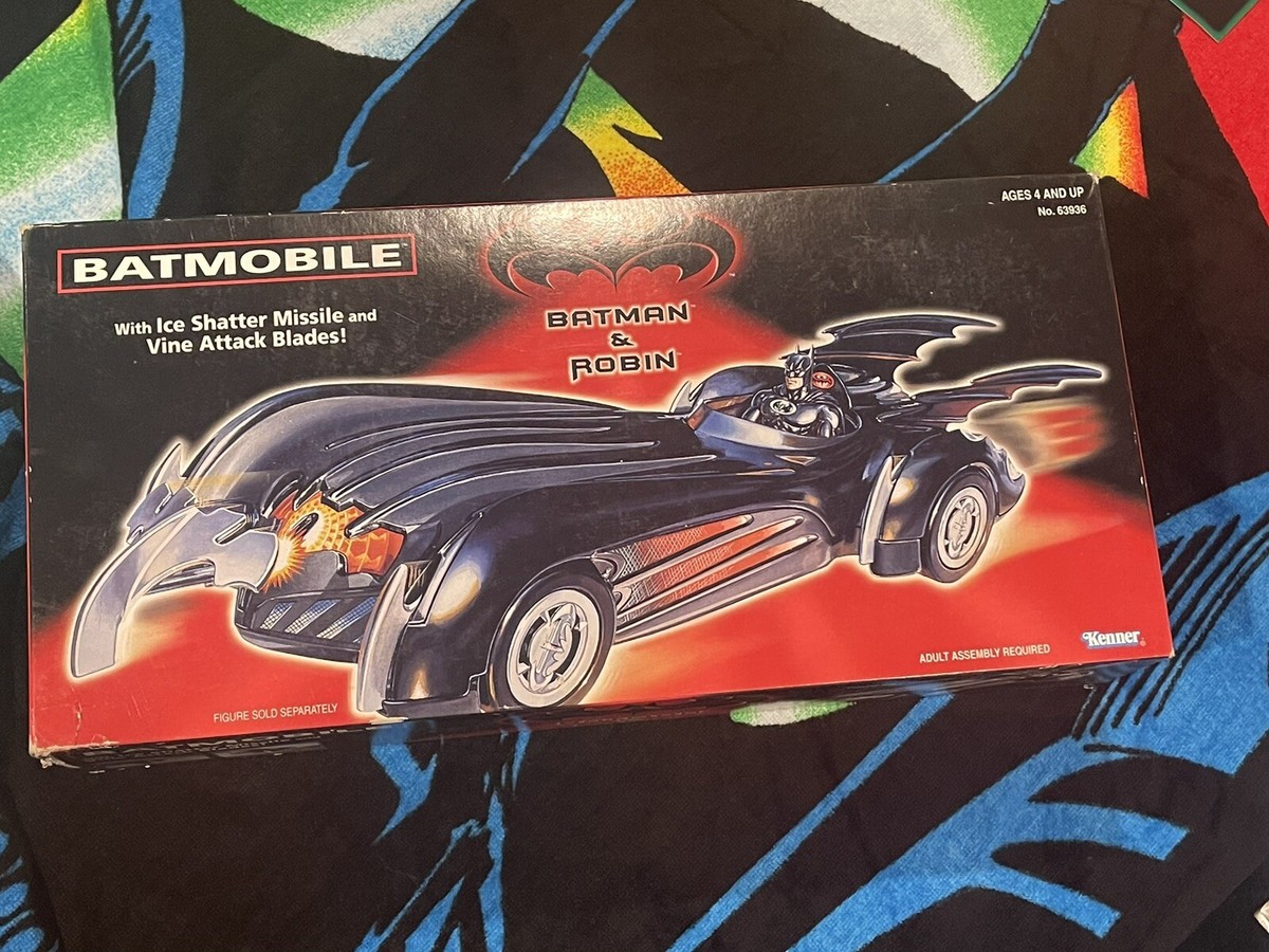 Vintage 1997 Batman & Robin Batmobile w/Ice Shatter Missle Sealed