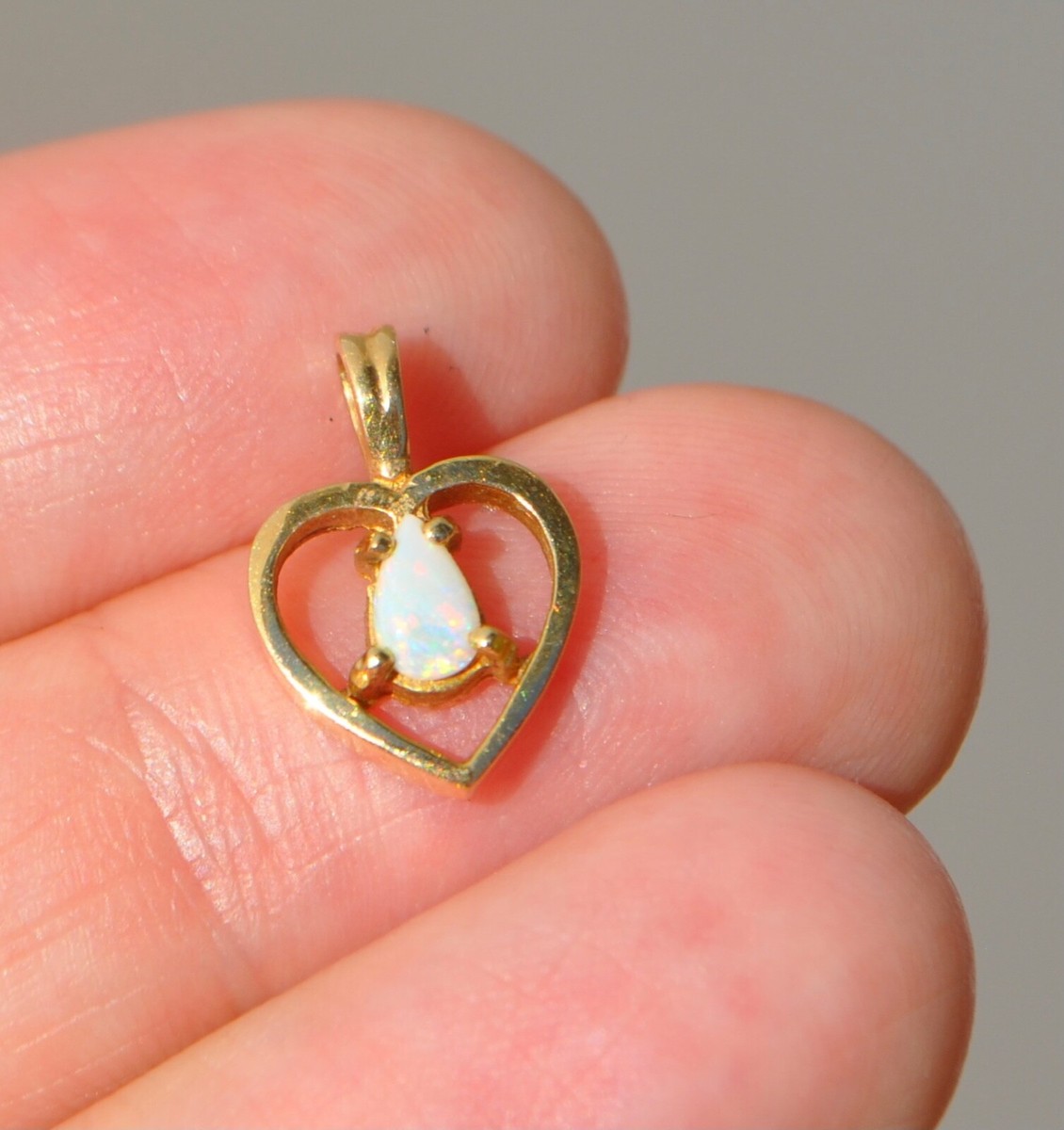 14k Solid Gold Natural Opal Heart Pendant Necklace Yellow Gold Teardrop  Pear S