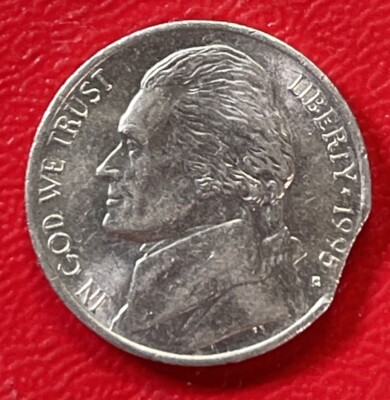 1995 D Jefferson Nickel Clipped Planchet Error Coin. UNC Cond. ENN
